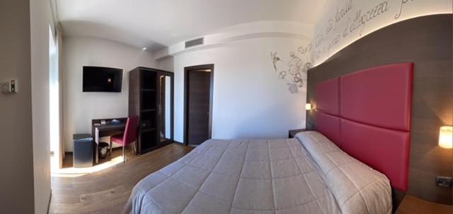 Hotel Ristorante Da Tonino Recanati Kültér fotó