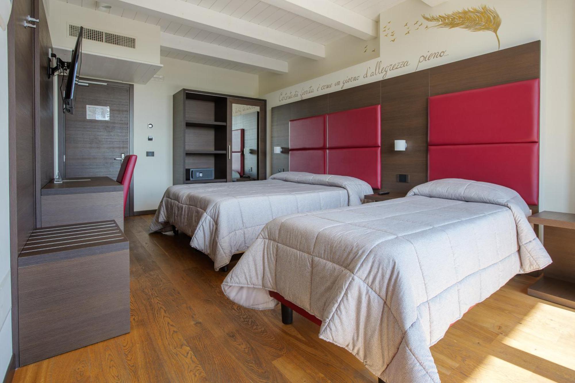 Hotel Ristorante Da Tonino Recanati Kültér fotó